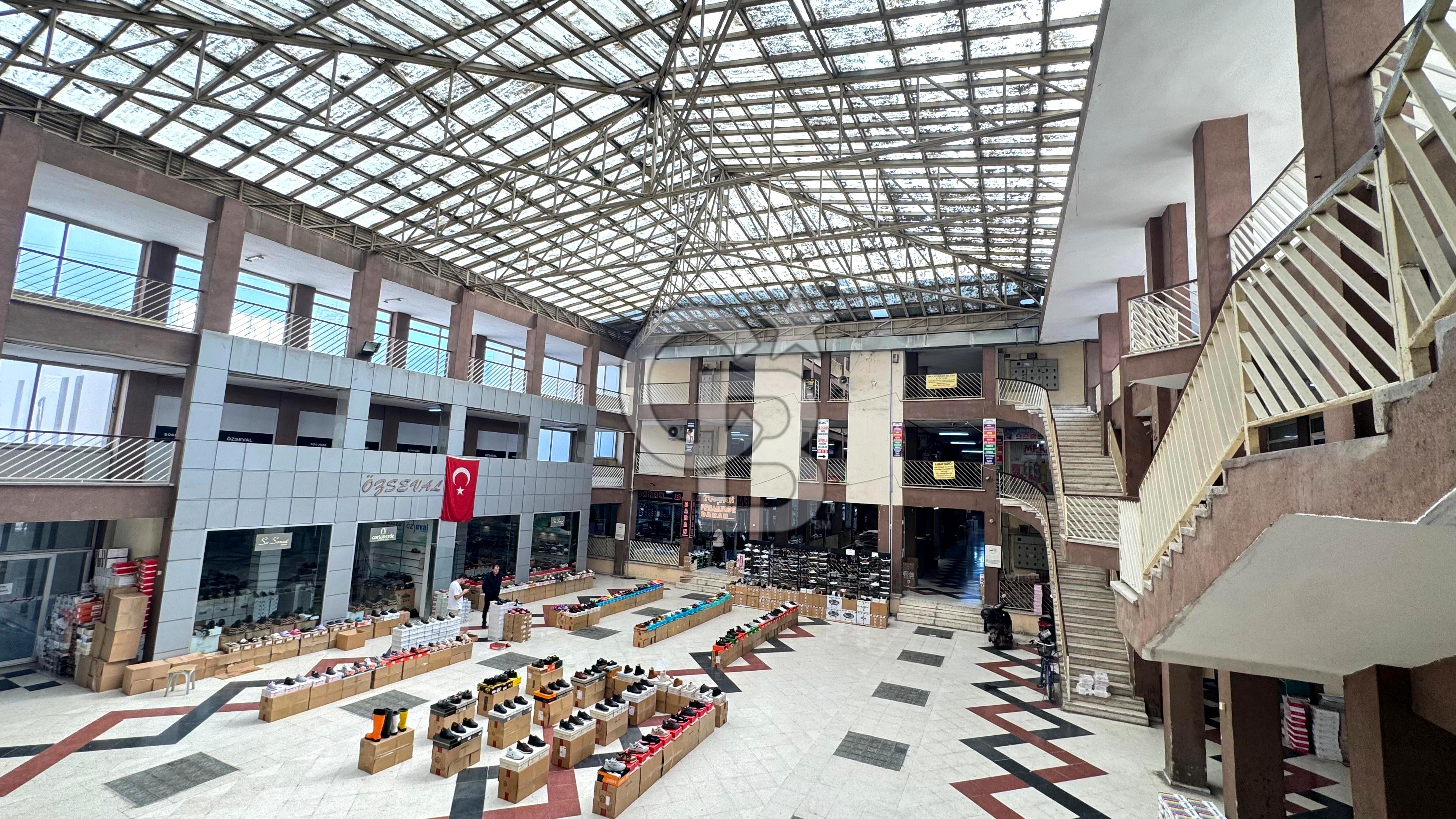 Ayakkabıcılar sitesinde yatırımlık dükkan