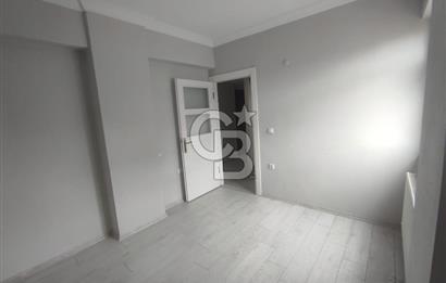 CUMHURİYET MAHALLESİ'NDE ANA YOLA YAKIN KİRALIK 2+1 DAİE