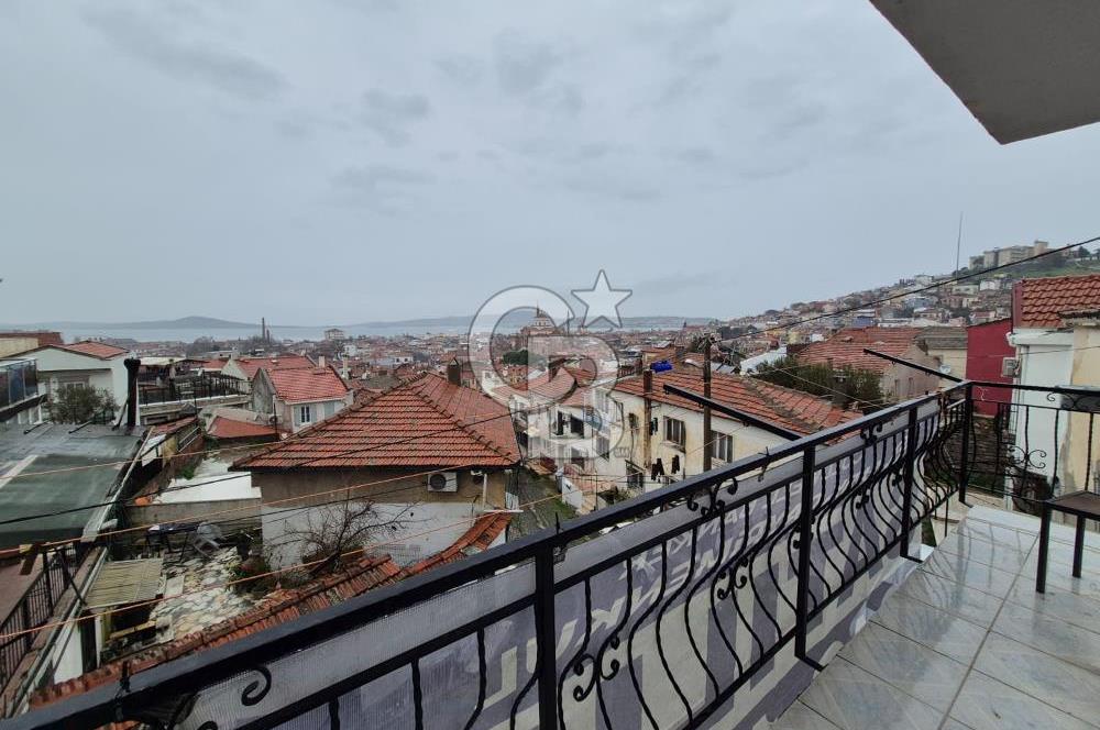 Ayvalık'ta 3+1 Deniz Manzaralı Satılık Müstakil Ev