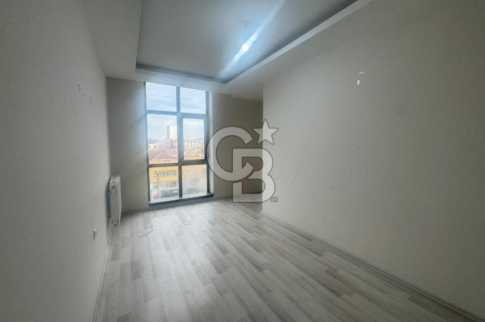 100.YIL BULVARI'NA CEPHE KİRALIK OFİS