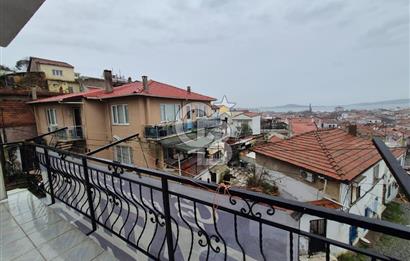 Ayvalık'ta 3+1 Deniz Manzaralı Satılık Müstakil Ev
