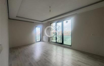 100.YIL BULVARI'NA CEPHE KİRALIK OFİS