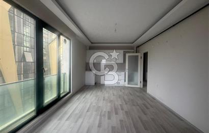 100.YIL BULVARI'NA CEPHE KİRALIK OFİS