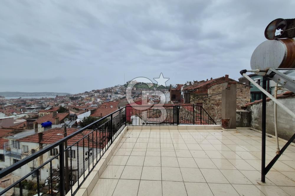 Ayvalık'ta 3+1 Deniz Manzaralı Satılık Müstakil Ev