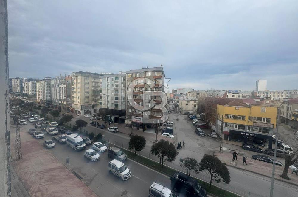 100.YIL BULVARI'NA CEPHE KİRALIK OFİS