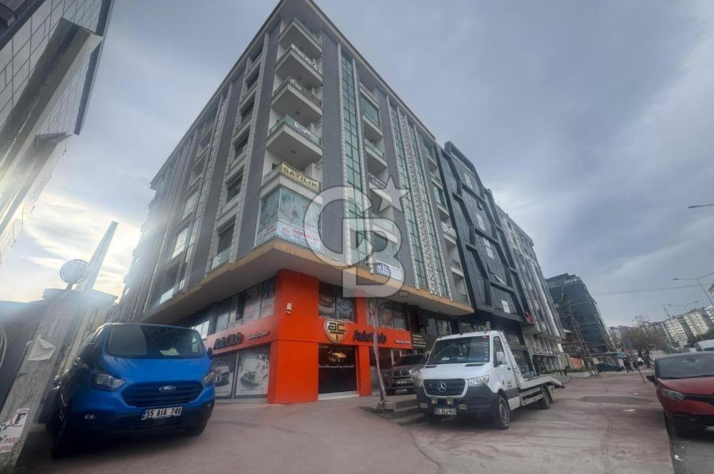 100.YIL BULVARI'NA CEPHE KİRALIK OFİS