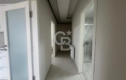 100.YIL BULVARI'NA CEPHE KİRALIK OFİS