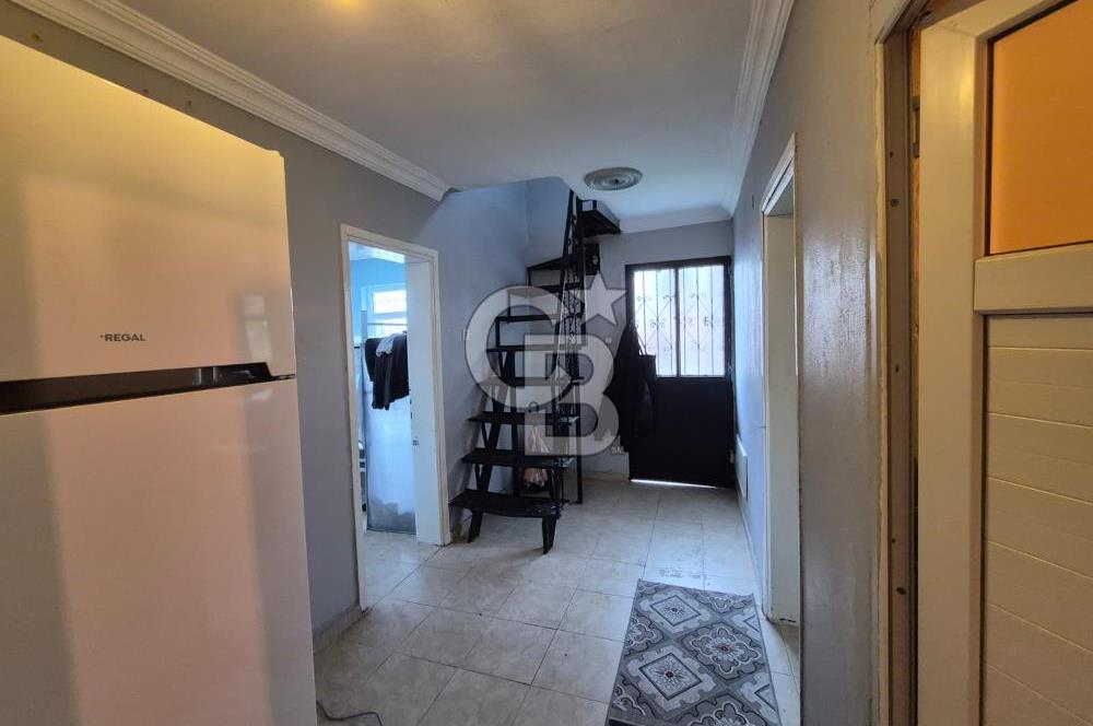 Ayvalık'ta 3+1 Deniz Manzaralı Satılık Müstakil Ev