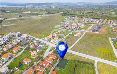 Seferihisar Akarca Sahiline Yakın Villa imarlı Satılık Arsa