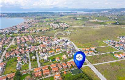 Seferihisar Akarca Sahiline Yakın Villa imarlı Satılık Arsa