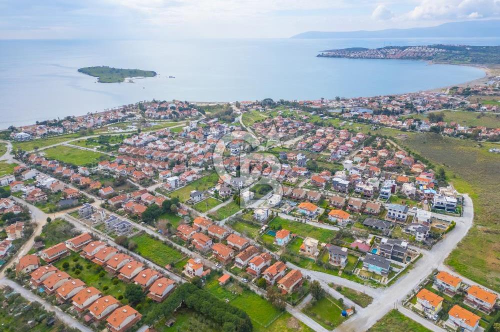 Seferihisar Akarca Sahiline Yakın Villa imarlı Satılık Arsa