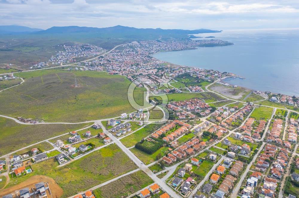 Seferihisar Akarca Sahiline Yakın Villa imarlı Satılık Arsa