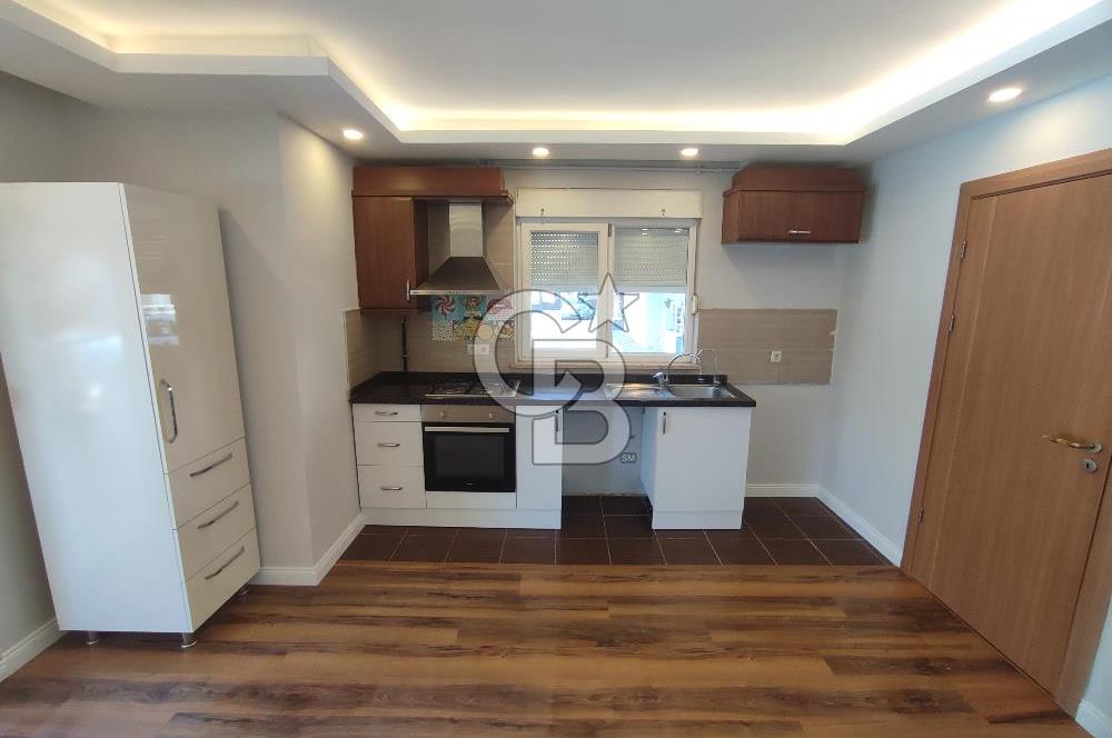 Konyaaltı Konaklar Bölgesi Havuzlu Sitede Kiralık 1+1