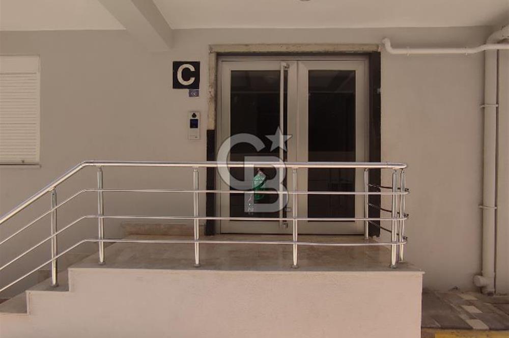 Konyaaltı Konaklar Bölgesi Havuzlu Sitede Kiralık 1+1