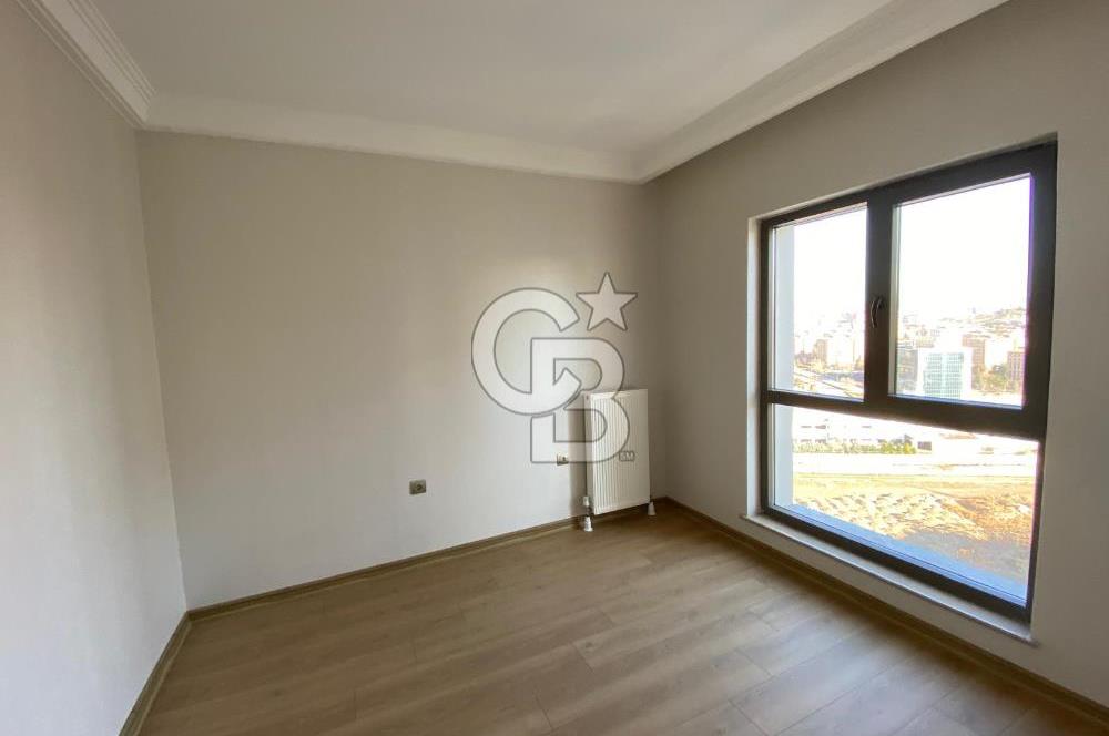 ERYAMAN MEVAŞEHİR'DE PEYZAJ MANZARALI 19.KAT 4+1 KİRALIK DAİRE