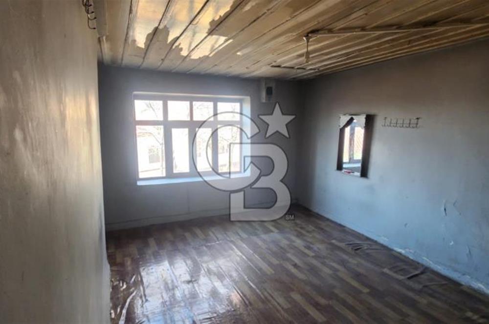 Ankara Kalede Dışı Restore Edilmiş 5+1 Satılık Müstakil Ev