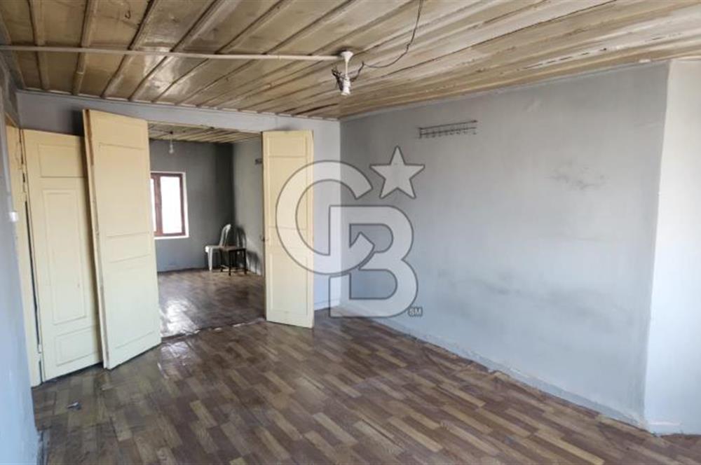 Ankara Kalede Dışı Restore Edilmiş 5+1 Satılık Müstakil Ev