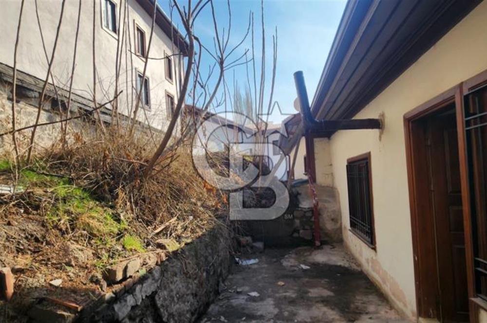 Ankara Kalede Dışı Restore Edilmiş 5+1 Satılık Müstakil Ev