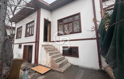 Ankara Kalede Dışı Restore Edilmiş 5+1 Satılık Müstakil Ev