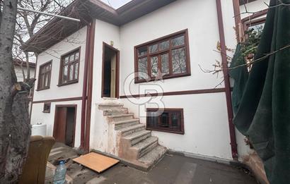 Ankara Kalede Dışı Restore Edilmiş 5+1 Satılık Müstakil Ev