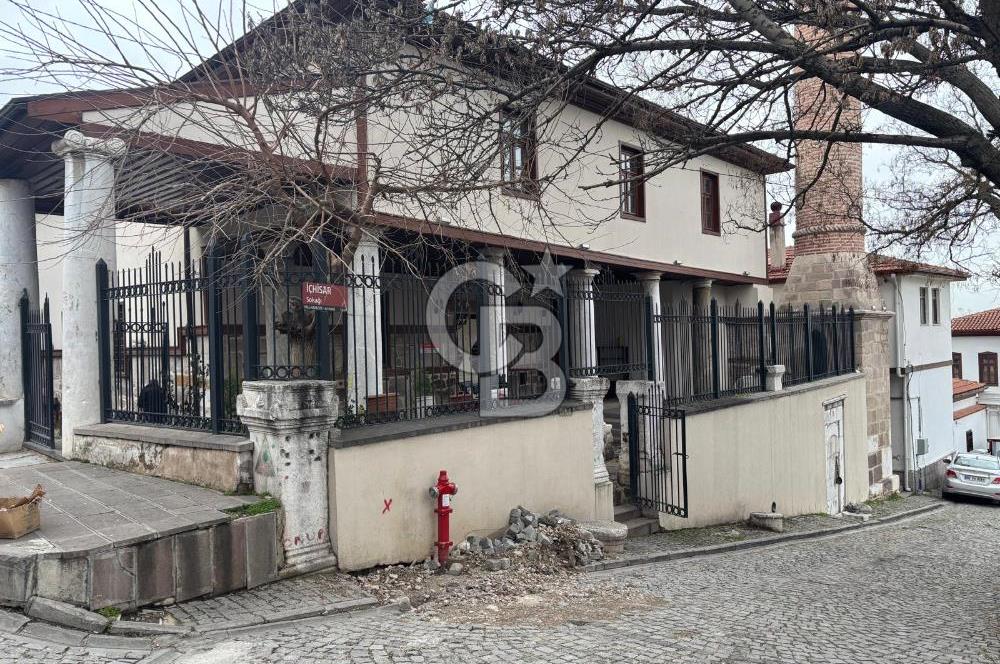 Ankara Kalede Dışı Restore Edilmiş 5+1 Satılık Müstakil Ev