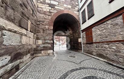 Ankara Kalede Dışı Restore Edilmiş 5+1 Satılık Müstakil Ev