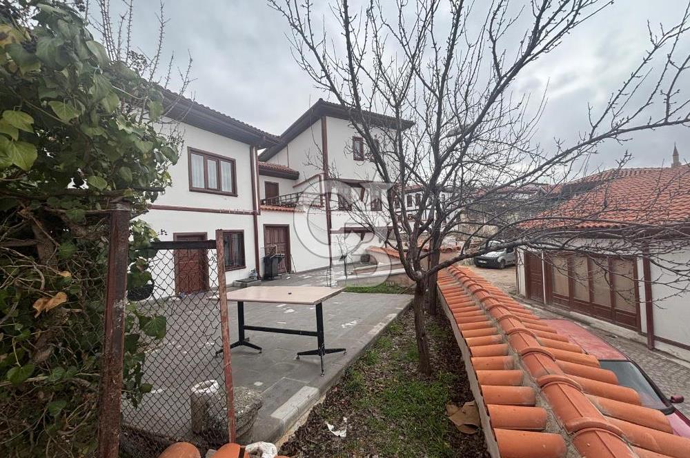 Ankara Kalede Dışı Restore Edilmiş 5+1 Satılık Müstakil Ev