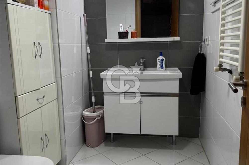 Bayraklı Körfez Mahallesi Kiralık 2+1 Bahçe Katı Daire