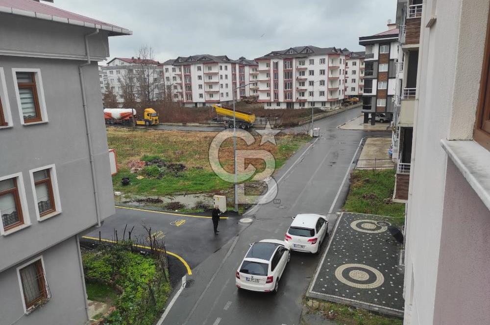 CUMHURİYET MAHALLESİ'NDE ANA YOLA YAKIN KİRALIK 2+1 DAİE