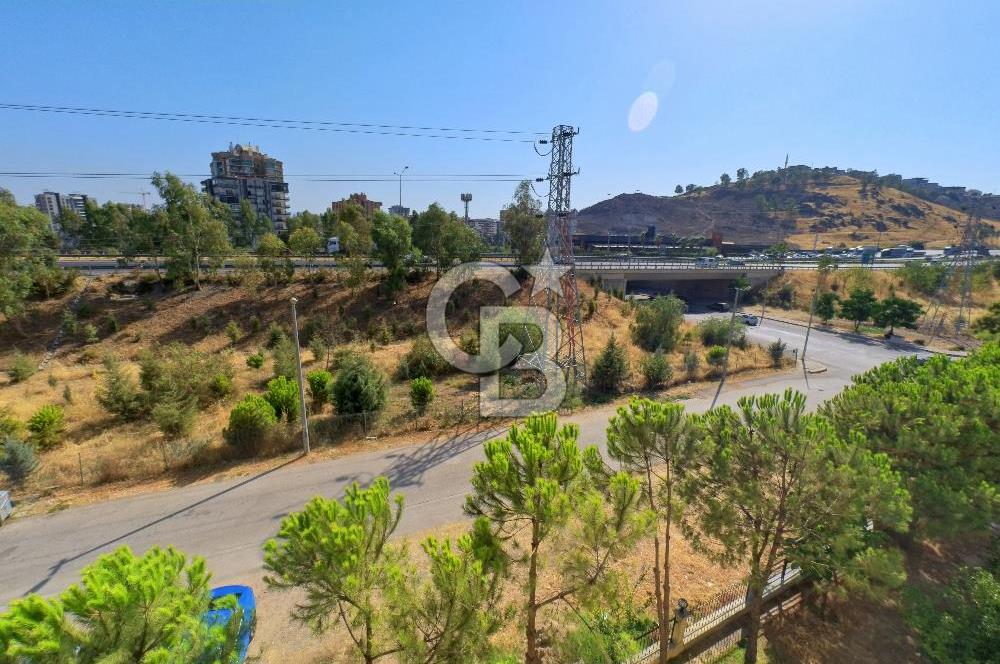 Karşıyaka Zübeydehanım Mah Kapalı Pazar Yeri Yanı Satılık 3+1