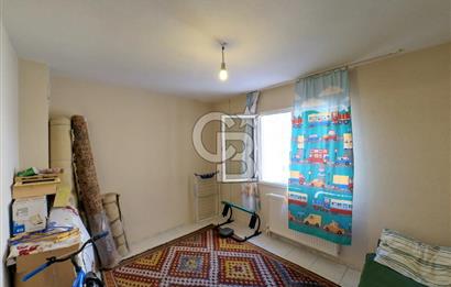 Karşıyaka Zübeydehanım Mah Kapalı Pazar Yeri Yanı Satılık 3+1