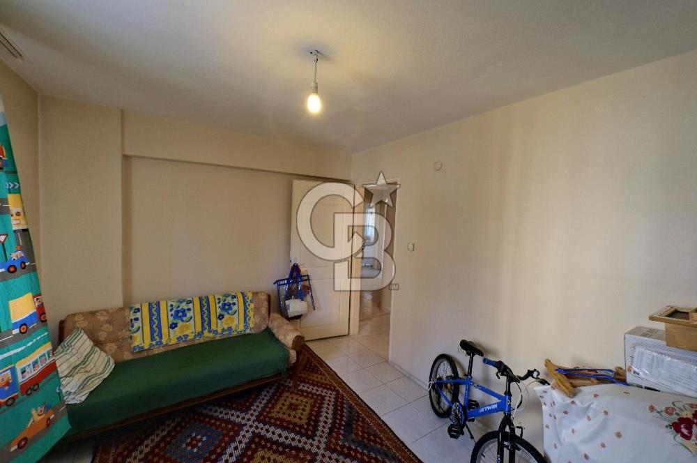 Karşıyaka Zübeydehanım Mah Kapalı Pazar Yeri Yanı Satılık 3+1