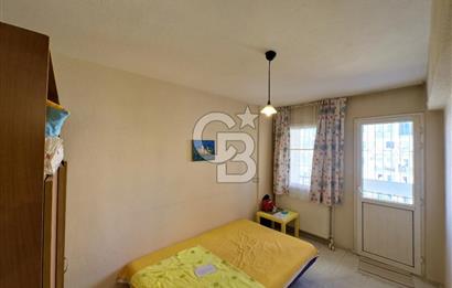 Karşıyaka Zübeydehanım Mah Kapalı Pazar Yeri Yanı Satılık 3+1