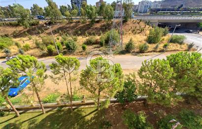 Karşıyaka Zübeydehanım Mah Kapalı Pazar Yeri Yanı Satılık 3+1