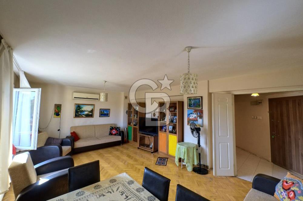 Karşıyaka Zübeydehanım Mah Kapalı Pazar Yeri Yanı Satılık 3+1