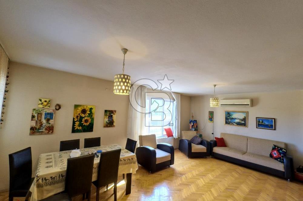 Karşıyaka Zübeydehanım Mah Kapalı Pazar Yeri Yanı Satılık 3+1