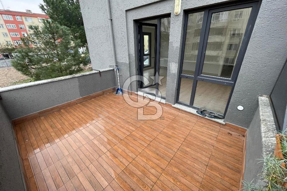 CADDE ÜZERİNDE MARMARAYA 4 DK 90 m2 TERASLI 2+1