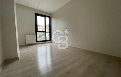 CADDE ÜZERİNDE MARMARAYA 4 DK 90 m2 TERASLI 2+1