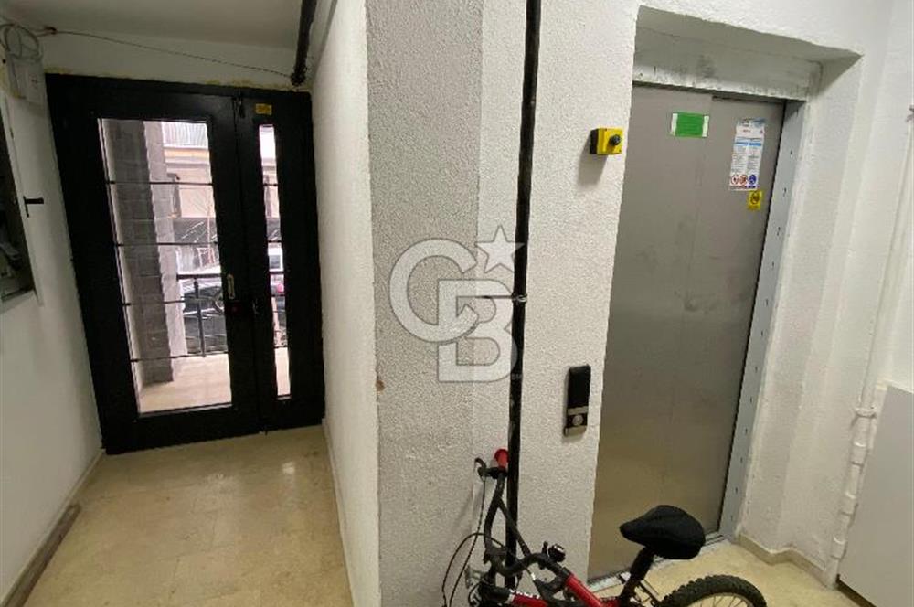 MÜKEMMEL LOKASYONDA 90 m2 FIRSAT ARA KAT 2+1 DAİRE