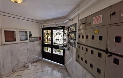 Karşıyaka Zübeydehanım Mah Kapalı Pazar Yeri Yanı Satılık 3+1