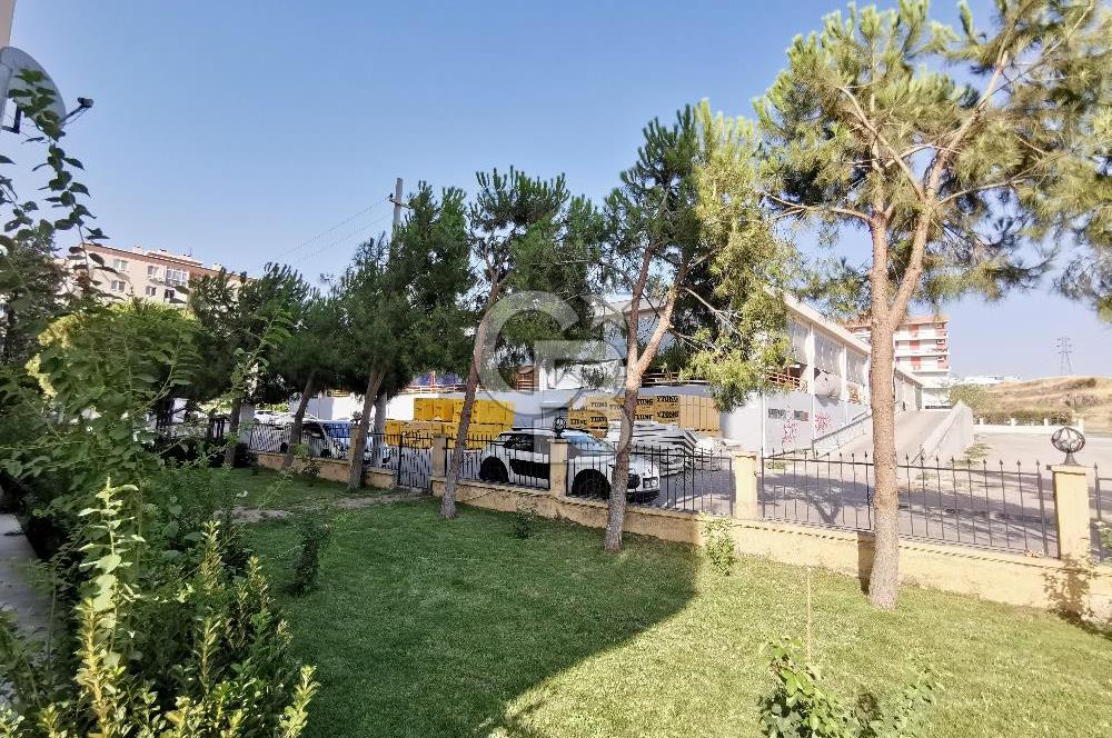 Karşıyaka Zübeydehanım Mah Kapalı Pazar Yeri Yanı Satılık 3+1