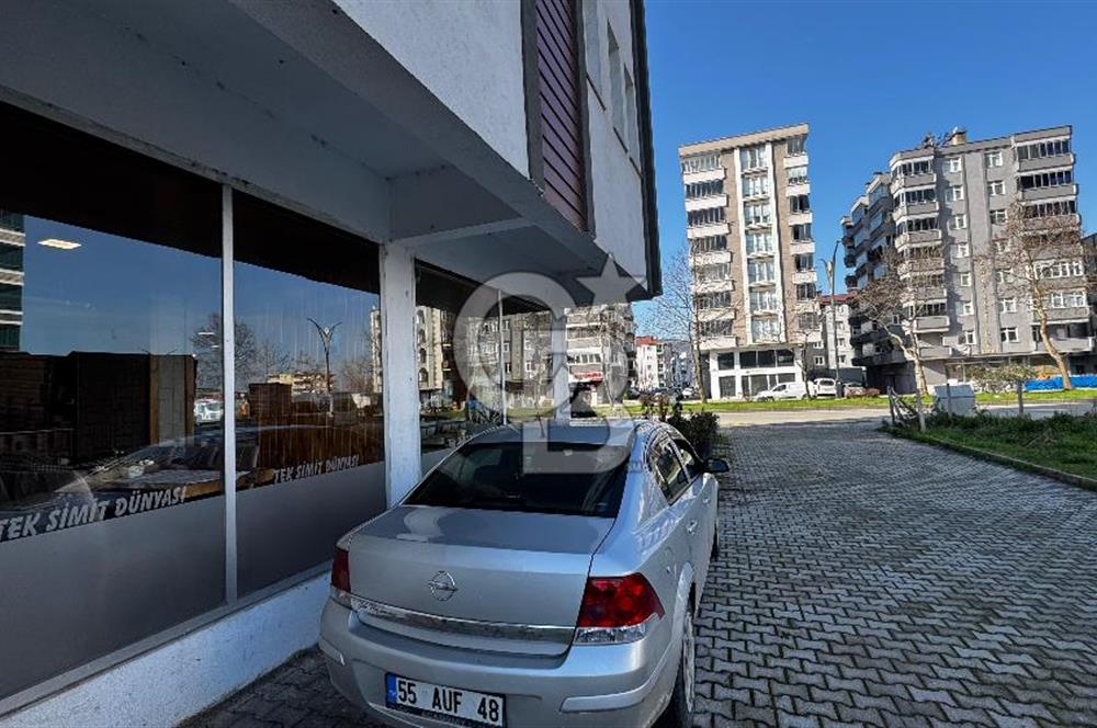 İLÇENİN EN İŞLEK ANA CADDESİNDE DEVREN KİRALIK İŞLETME.