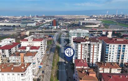 İLÇENİN EN İŞLEK ANA CADDESİNDE DEVREN KİRALIK İŞLETME.