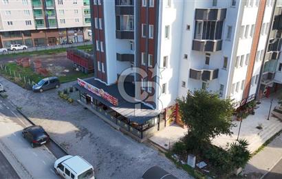 İLÇENİN EN İŞLEK ANA CADDESİNDE DEVREN KİRALIK İŞLETME.