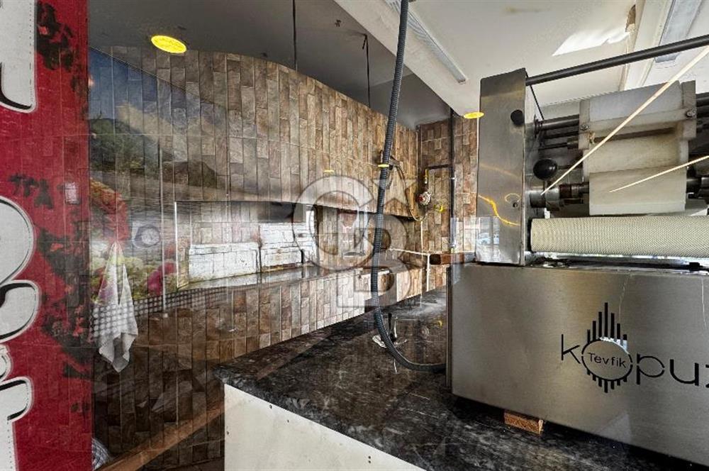 İLÇENİN EN İŞLEK ANA CADDESİNDE DEVREN KİRALIK İŞLETME.