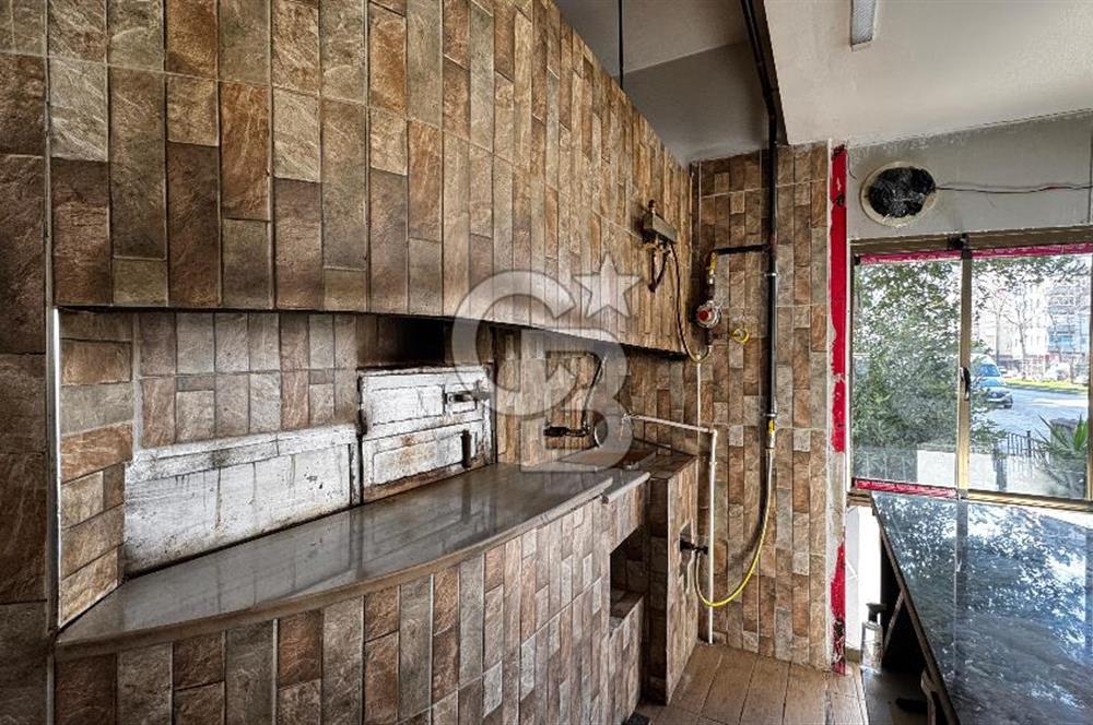 İLÇENİN EN İŞLEK ANA CADDESİNDE DEVREN KİRALIK İŞLETME.