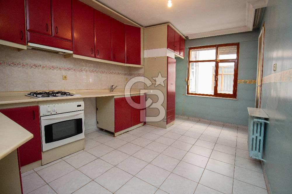 Paşaalanı Mahallesi’nde  Geniş 3+1 Satılık Daire