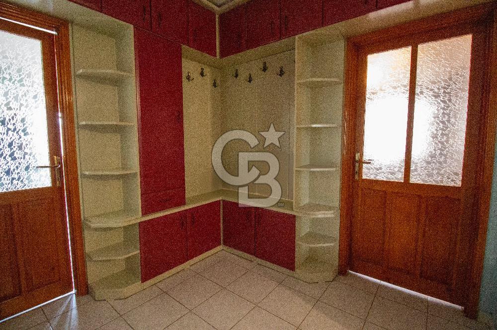 Paşaalanı Mahallesi’nde  Geniş 3+1 Satılık Daire