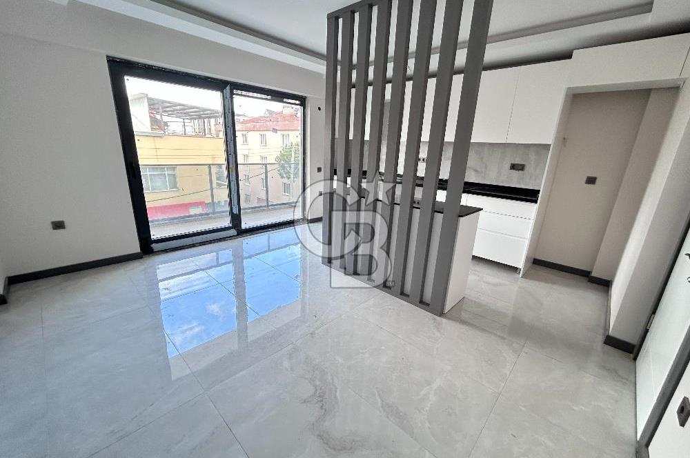 CB CLASS ESENTEPE HASTANESİNİN YANINDA SIFIR 2+1 BÜRO OFİS