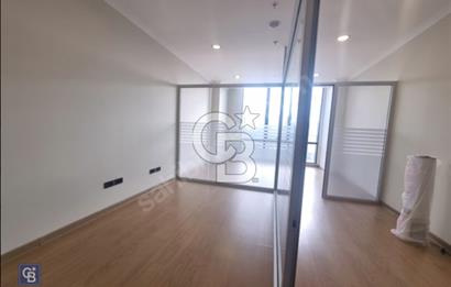 ATAŞEHİR VARYAP MERIDIAN BUSINESS'DA ALTERNATİFSİZ KİRALIK OFİS